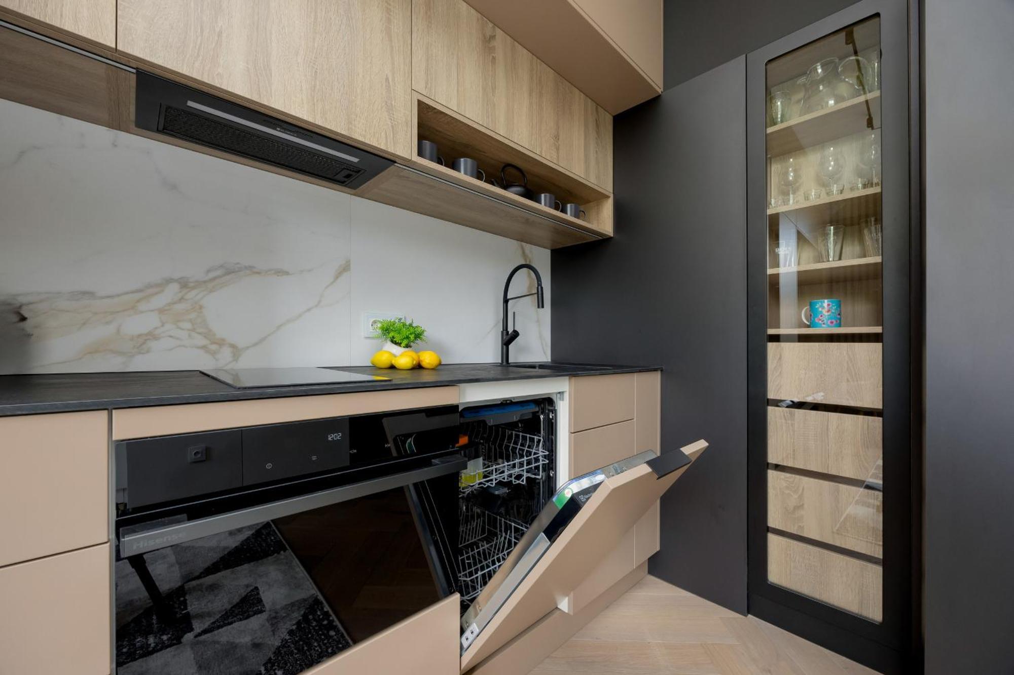 Przytulne W Zielonej Okolicy Srodmiescia By Renters Apartament